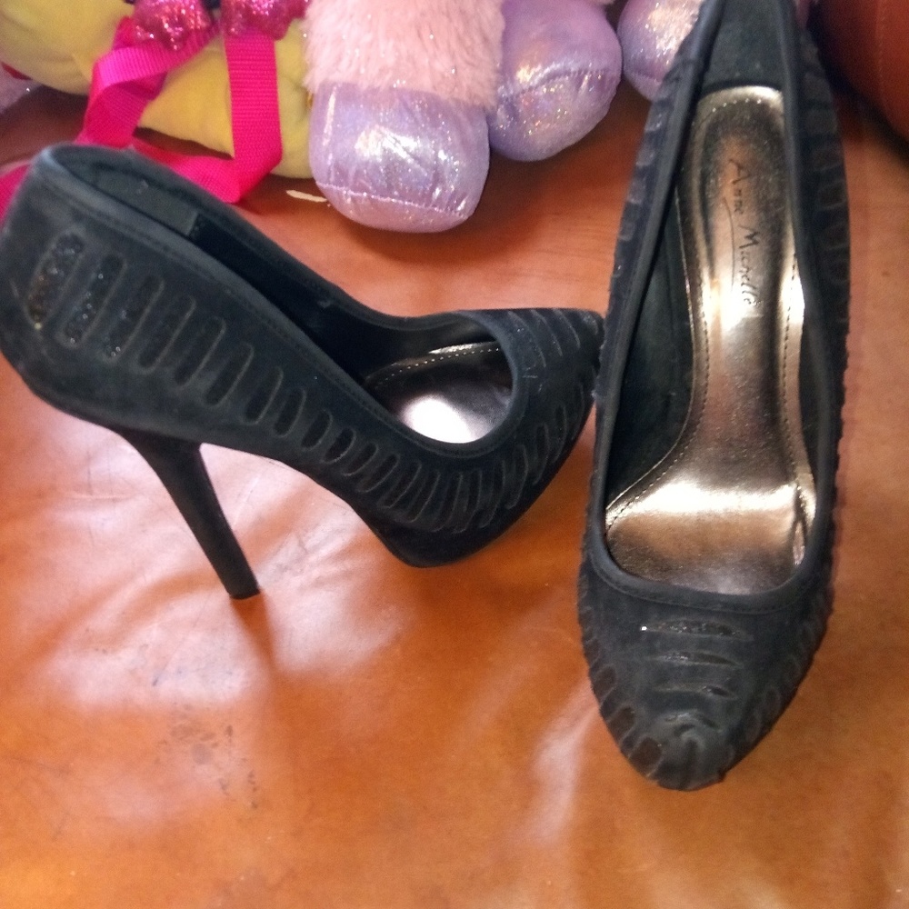 Black heels